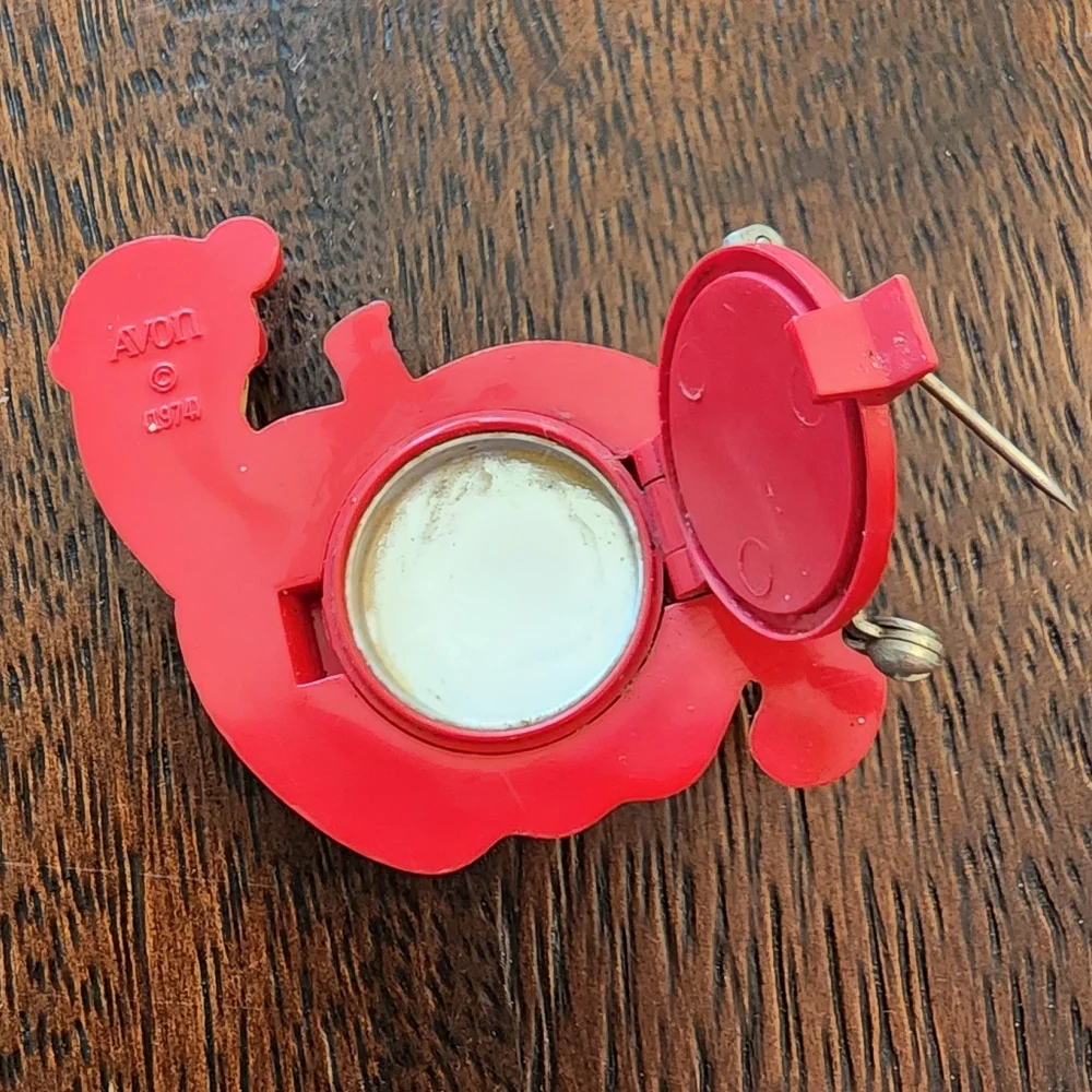 VINTAGE Avon Willy the Worm Apple Perfume Pin